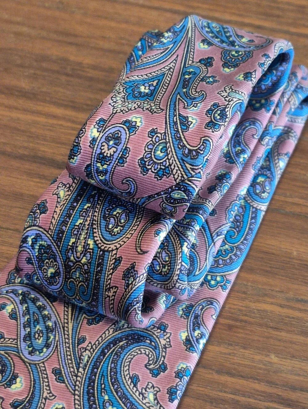 Vintage 70s Steven Windsor Paisley Tie